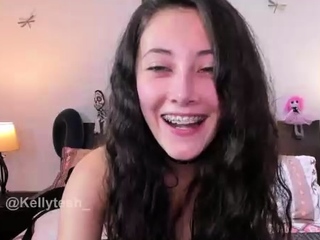 Cummy amateur pussy close up