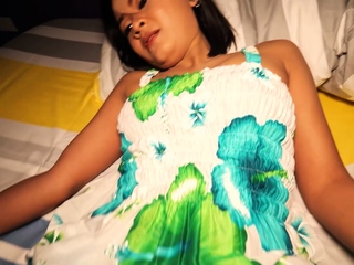 Cute amateur Thai teen after hours fuck