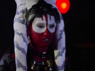 Horny big booty Jedi general Shaak Ti fucks a hung soldier