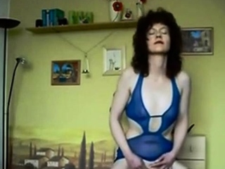 Mature Brunette Stuffs Her Pussy With Huge Buttplug