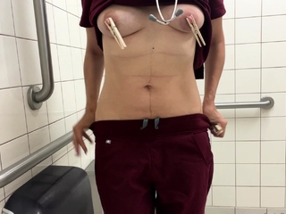 Amateur mature in the shower