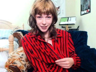 Amateur redhead masturbates then gives a blowjob