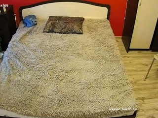 Amateur teen girlfriend home threesome with cumshot