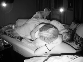 Amateurs Filming Group Sex