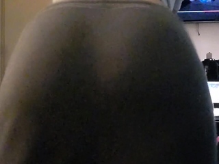 Big boobs milf masturbates with her dildo