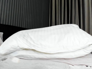 Big boobs milf masturbates with her dildo