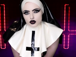 Brunette Solo Webcam Masturbation