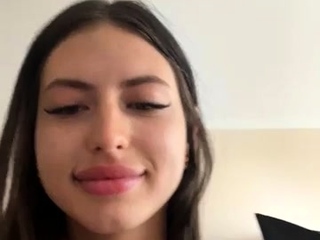 Brunette Solo Webcam Masturbation