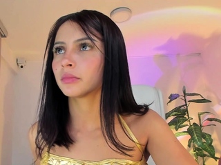 Cute blonde amateur webcam teen masturbating