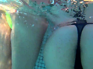 Latin bareback amateur fucked in ass outdoors