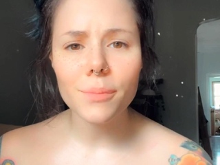 Love Chat Big Boobs Brunette Masturbating For Cam