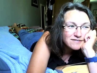 Lovely Amateur teen brunette masturbating outdoor