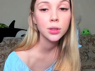 Sexy amateur blonde fingers and toys her wet pussy