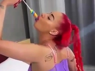 Solo redhead big ass babe toys her holes