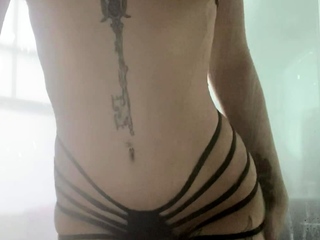 Blonde solo jerking off