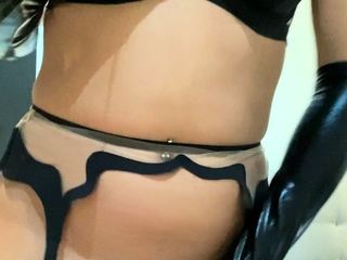 Brunette Tranny jerking in hard dick in solo Webcam