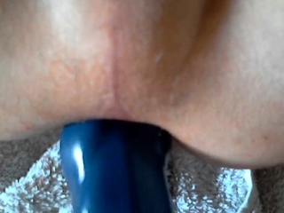 Knotting my BD toy for the first time!