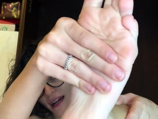Linsey Dawn solo foot fetish