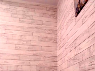 Dirty MILF Takes a Big Cock Up Her Twat