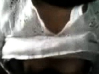 indonesia- ibu jilbab tudung depan webcam