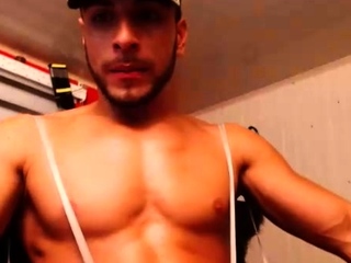 Muscled Men Likes Gay on Gay on Gay