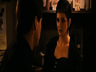 Natalie Eleftheriadis hot showing us her cleavage as she