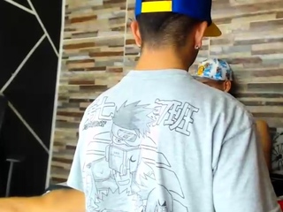 Real amateur college twinks suck cocks in reailty gay sex