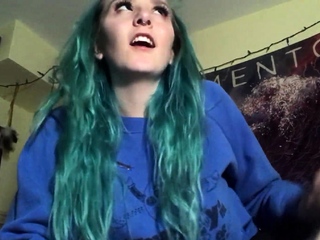 Amateur Big Boobs jerks Big Dick