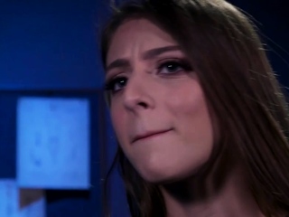 BDSM lez babe Hitachi pussytoyed by latex lezdom nurse