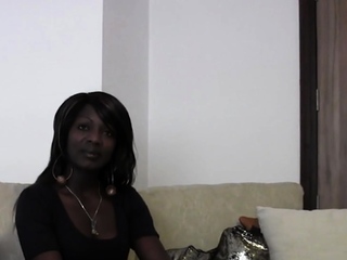 Ebony MILF Sloppy Blowjobs Keep Her Skin Great