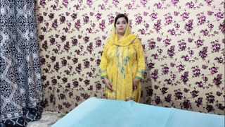 Most Beautiful Muslim Girl Great Mastrubation with Cucumber