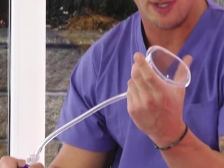 SEXY MOMMA – Niki and StepDaughter Maddison in a 3-Way