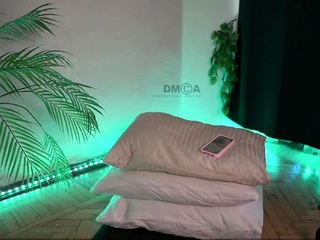 Blonde tight pussy babe solo toy fun in glamour masturbation