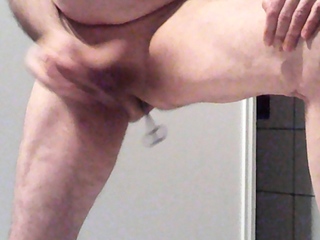 branlette et ejaculation tout nu