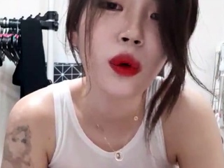 Amateur Asian Webcam Strip Masturbation