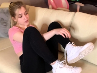 Black Amateur Explore Hot Foot Fetish