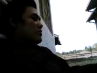 Indonesia – jilbab hijab ngentot belakang bangunan