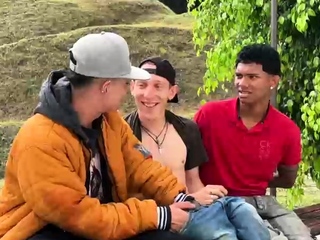 Real amateur college twinks suck cocks in reailty gay sex