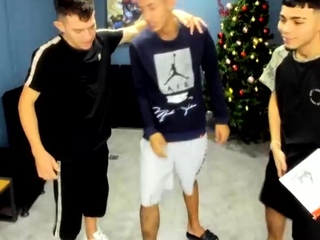 Real amateur college twinks suck cocks in reailty gay sex