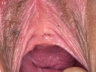 Unusual czech cutie spreads her juicy vulva to the extreme