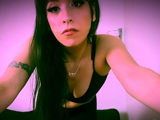 Amara Noir – Space Invader