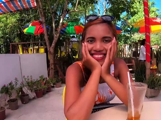 Big ass Thai amateur girlfriend doggy