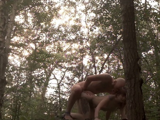 French amateur brunette hardcore fucking