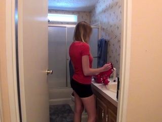 Sexy brunette wearing stockings masturbates webcam