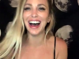 SorceressBebe – Spit Fetish JOI