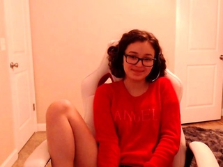 Amateur Webcam Teen Masturbates And Teases