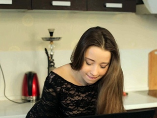 Aphrodisiac brunette Lera finds a big dong