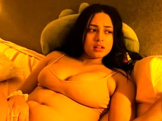 Brunette Solo Webcam Masturbation