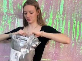 LucySpanks – Unboxing and Sock Fetish