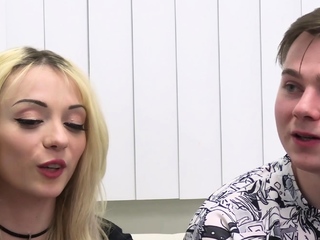 Siblings have therapy sex with MILF Doctor!